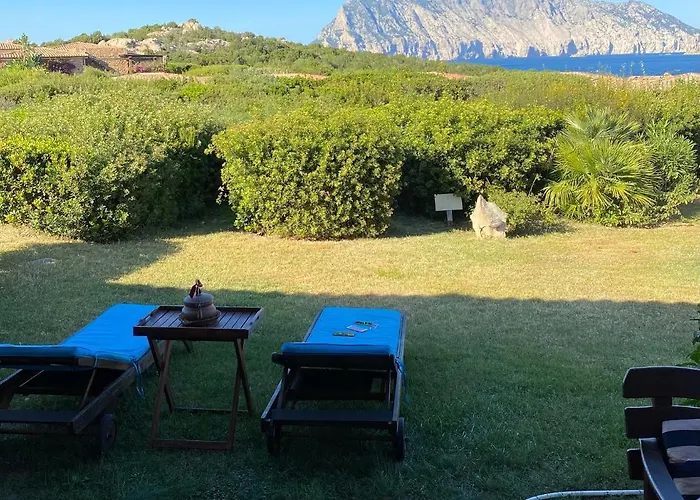 Feriehus Villino D5 Coda Cavallo Villaggio Cala Paradiso San Teodoro (Sardinia)