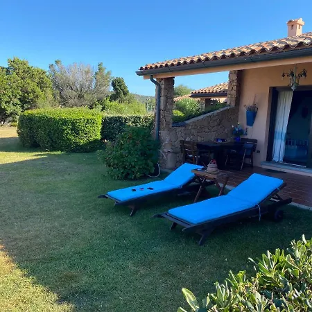 بيت للعطل Villino D5 Coda Cavallo Villaggio Cala Paradiso *