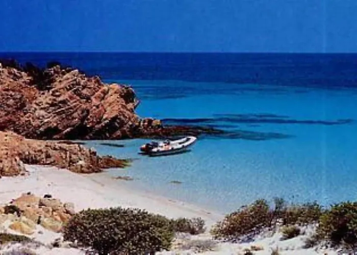 Dom wakacyjny Villino D5 Coda Cavallo Villaggio Cala Paradiso San Teodoro (Sardinia)